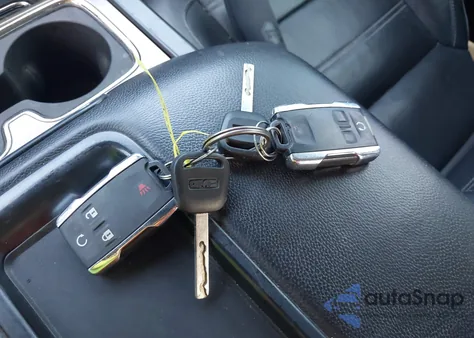 2014 GMC Sierra 1500 Denali из США, поврежденный, VIN 3GTU2WEJ7EG495283